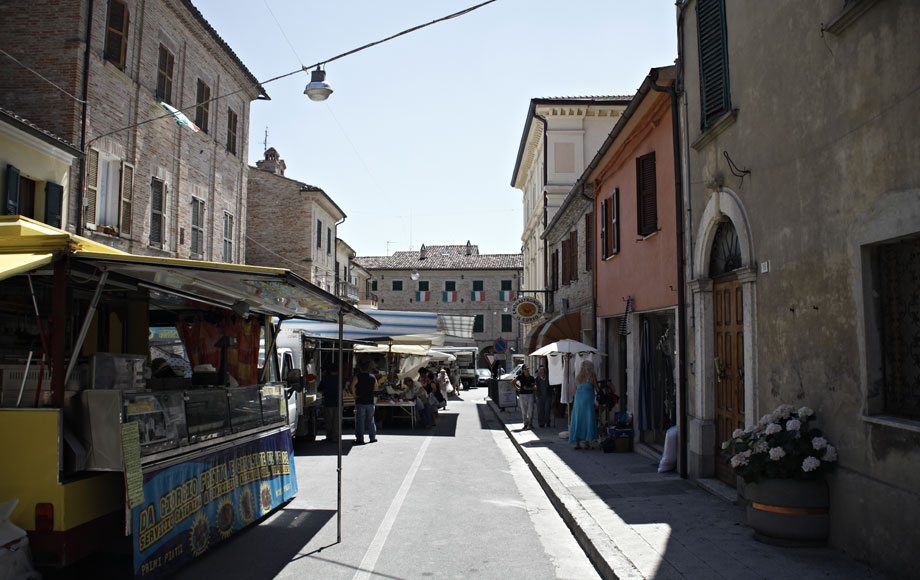 Street market in San Lorenzo